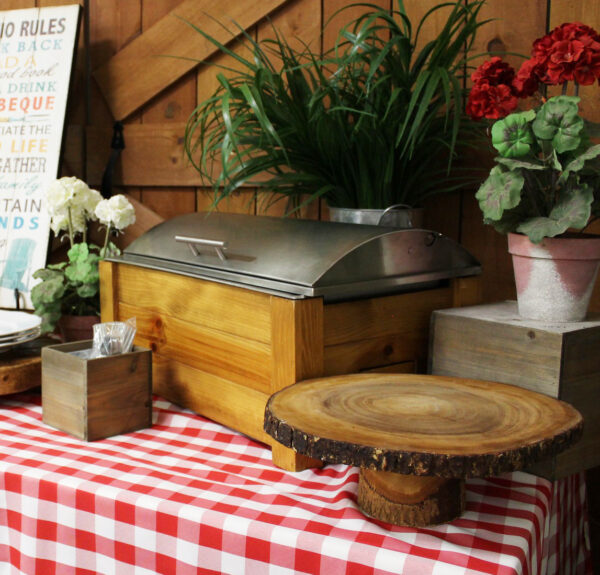 Wood rolltop chafer in barbecue setup